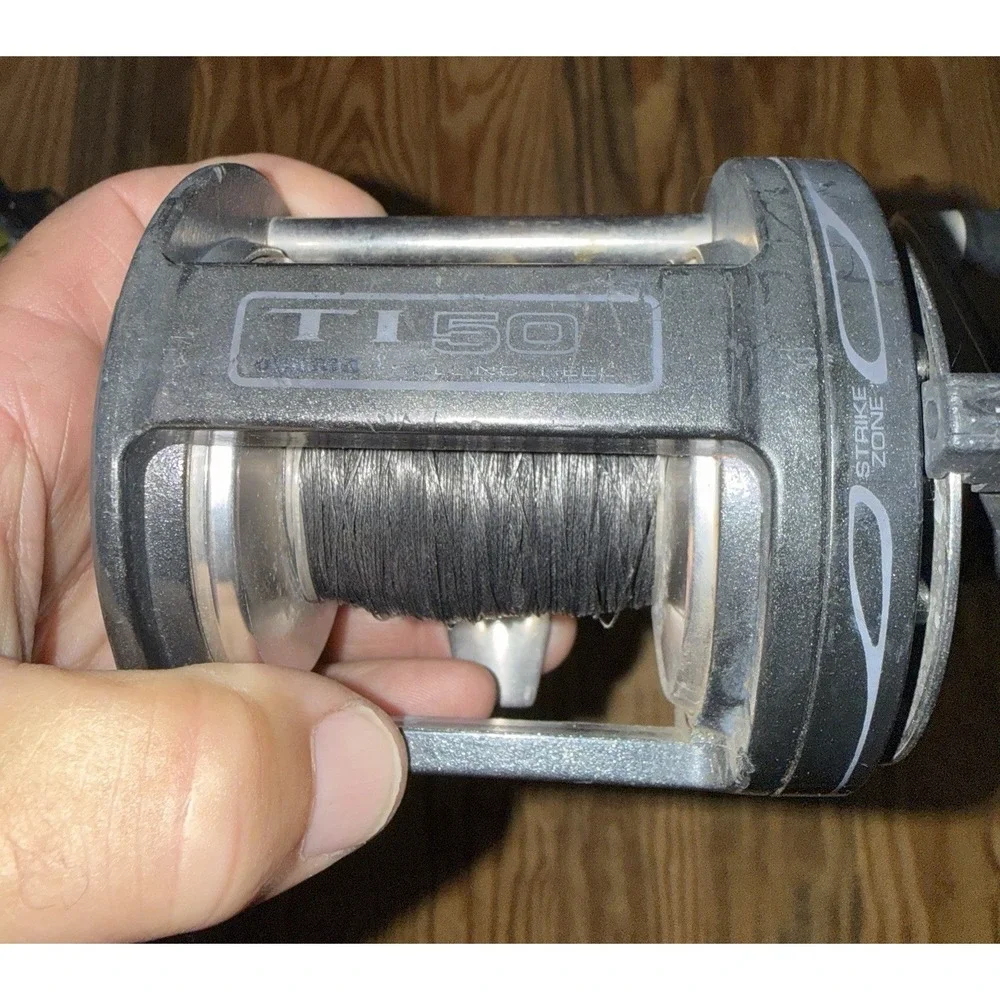 Okuma Titus Platinum TI 50 Trolling Reel Saltwater Lever Drag 4.2:1 Gear Ratio